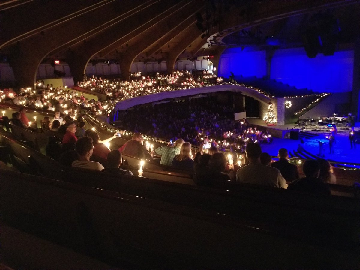 BrianGuire's tweet photo. #Candlelight2017 https://t.co/5nPXZI5TQN