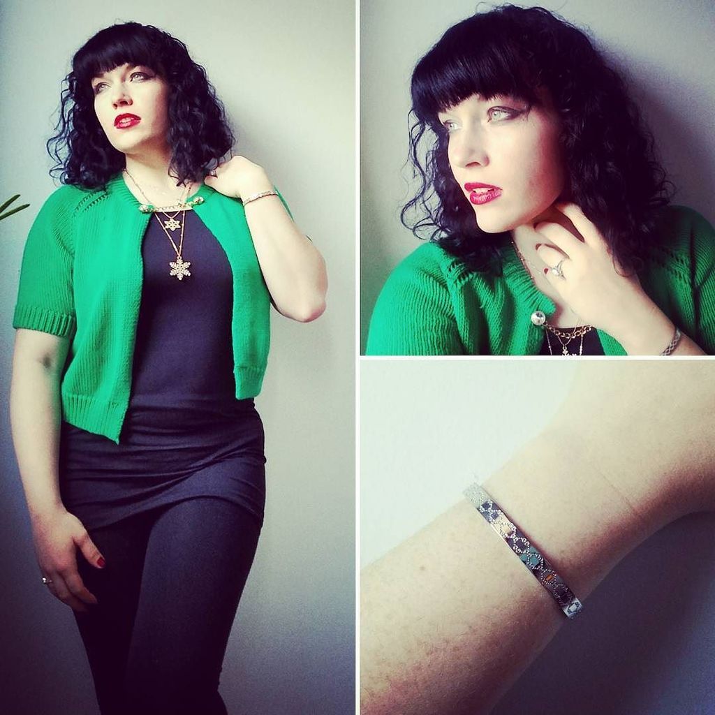 JacFatale's tweet photo. Holiday look. Green knit 3/4 sweater over simple black base. Emerald necklace mixed with rhinestone snowflakes and finished with a Gucci silver bangle. 
#fashionblog #retrofashion #fatalefashion #jacfatale #chanelinspired #gucci #holidaylook #ootdshare #… https://t.co/jK2Eod6SHF https://t.co/5Ndml1f3Zz