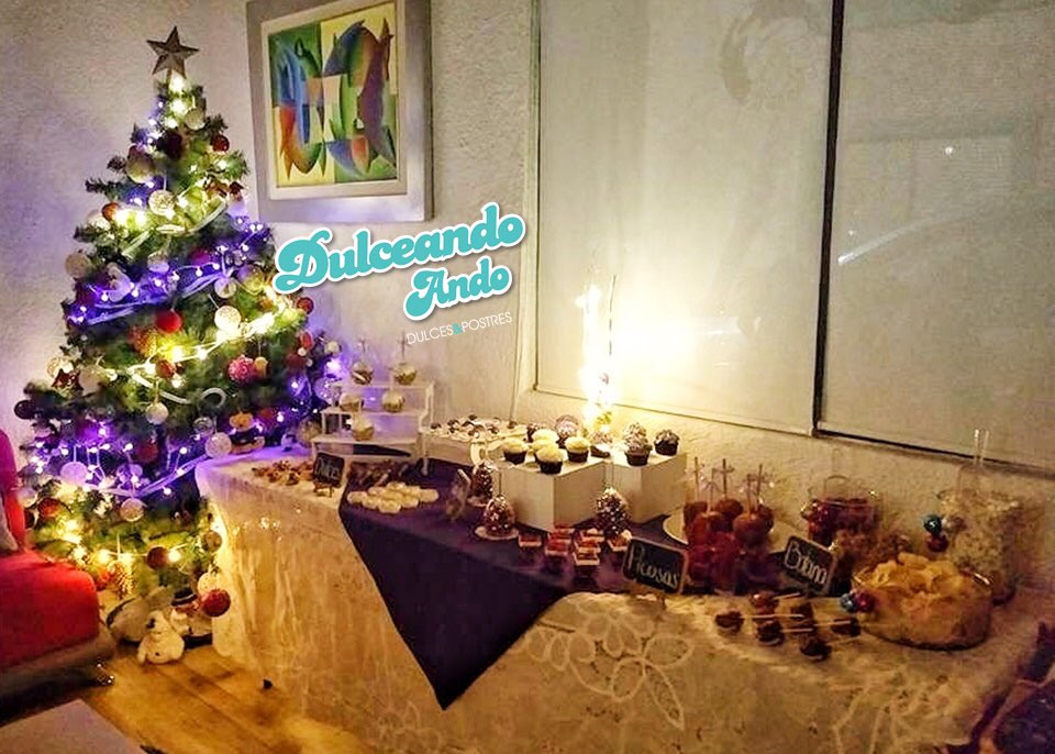 DulceandoAndo's tweet photo. Mesas Navideñas 🥂🎄#ParaNavidadSeMeAntoja #DulceandoAndo #FelizNavidad2017 #FelizDomingo #Nochebuena #NavidadesDePazYUnion #MesasDulces #EventosCorporativos #EventosInfantiles #CandyBar https://t.co/hjo0LF8jY6