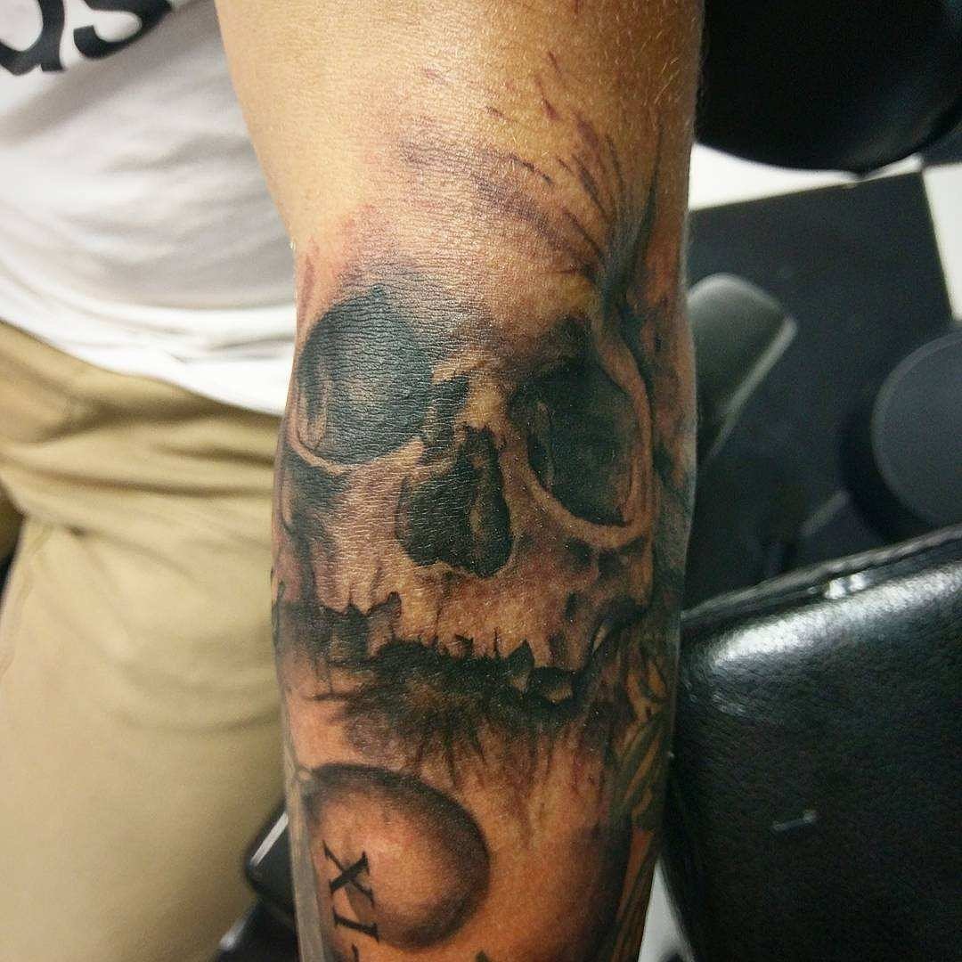 wolfpacktattoo's tweet photo. More awesome work by Jordan! 
#Tattoo #Tattoos #LasVegas #LasVegasStrip #DowntownLasVegas #WolfpackTattoo #BestTattoos https://t.co/GjhZE7HygZ