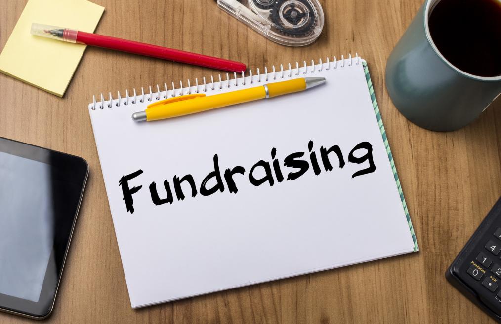 Buckworm_Inc's tweet photo. When you use #Buckworm for your #fundraiser, you get access to communication tools, website promotion and more. Discover the benefits of our app here. https://t.co/OQ2No3OsSy https://t.co/cMNJKBM9ub