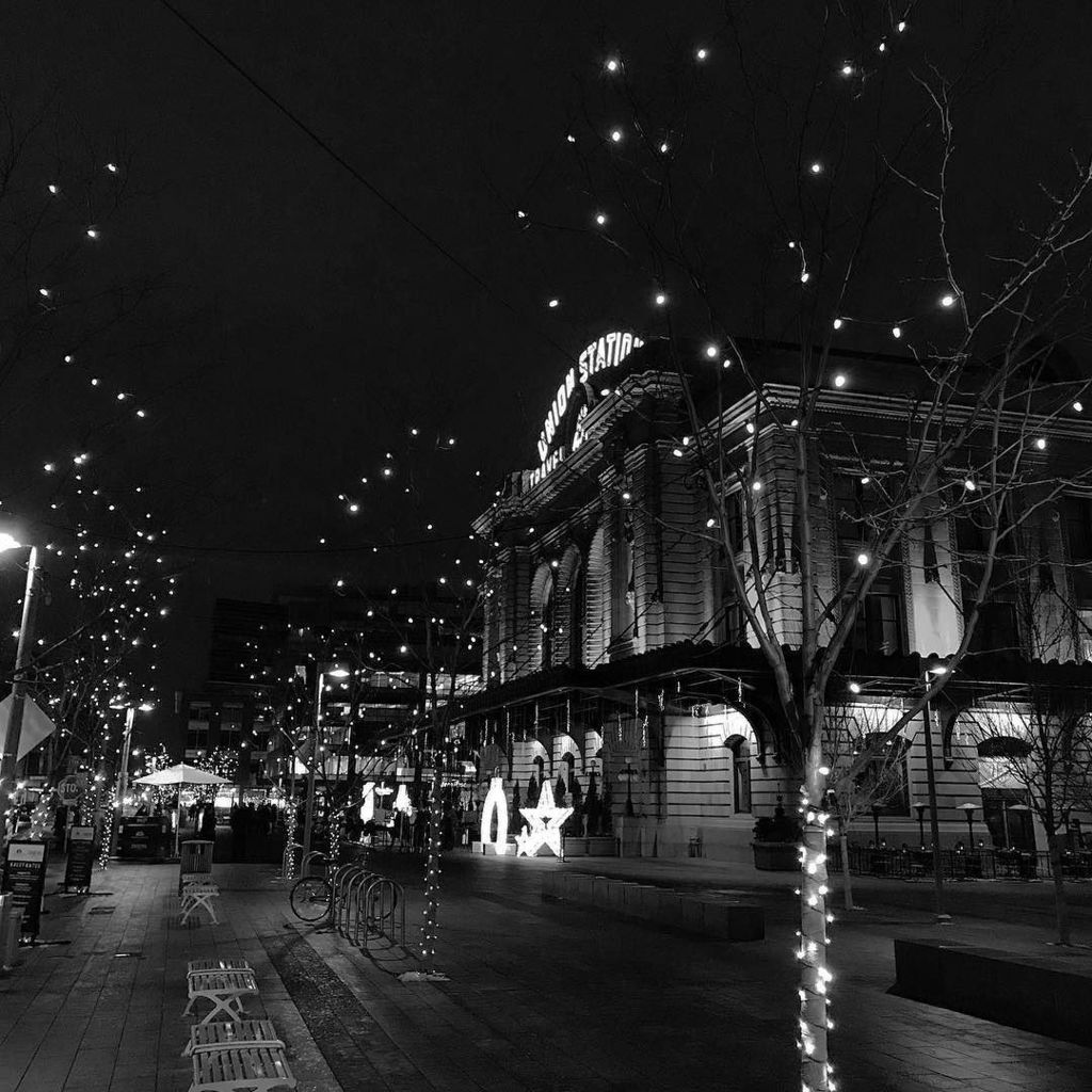 RadoMade's tweet photo. Whether you’re traveling for the holidays or just looking for a good cocktail and people watching, @denverunionstation has you covered. The tree is up and the lights are on for Christmas! #comade #coloradomade #unionstation #denverunionstation #holidaytr… https://t.co/M0ySw3EA7p https://t.co/oM7kOaZQF9