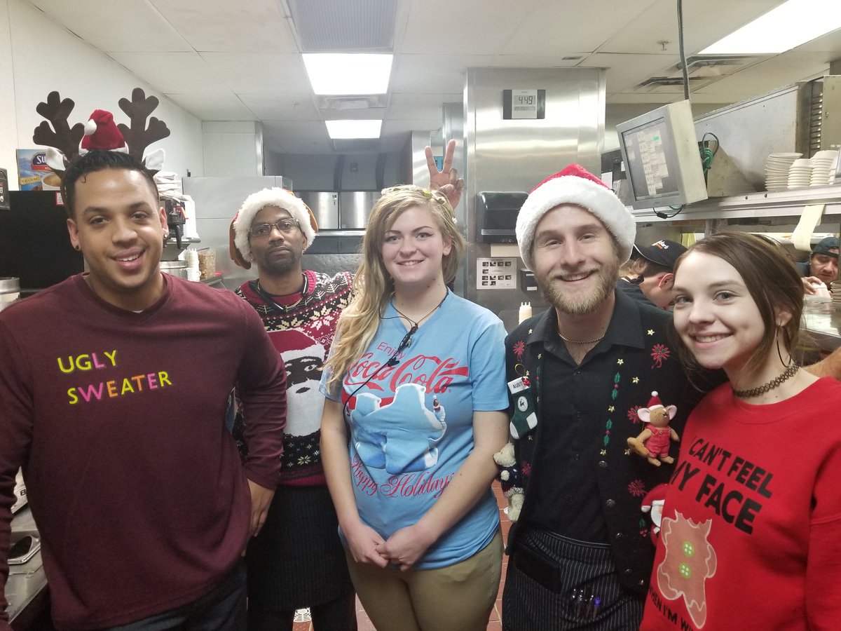 blaisejade9's tweet photo. Ugly Christmas sweaters in full effect! #austin2021 #onecheddars https://t.co/sMfaLmvKcv