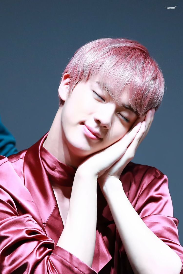 heyyyjude10's tweet photo. #JinAppreciation #PinkHair #DontCare #SeriouslyAllOfBTSCanRockPinkHairWTF #VisuallyPleasing #PinkJin #PinkPrince #KimSeokJin #Jin https://t.co/wfJ2DxgqV1