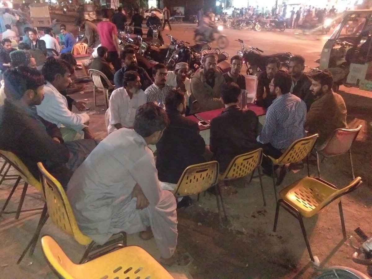 APML_EAST's tweet photo. Vice president Sindh south region @syed_emaduddin and General secretary #DistEast @AzfarAli78 metting with PIB town public and convencing for 7th Jan jalsa in #DistCentral liaquatabad fly over...
@APMLOfficial_
@MazharAbbasGEO @Maria_Memon
@WusatUllahKhan
@DrDanish5 https://t.co/b91rBQAnWk