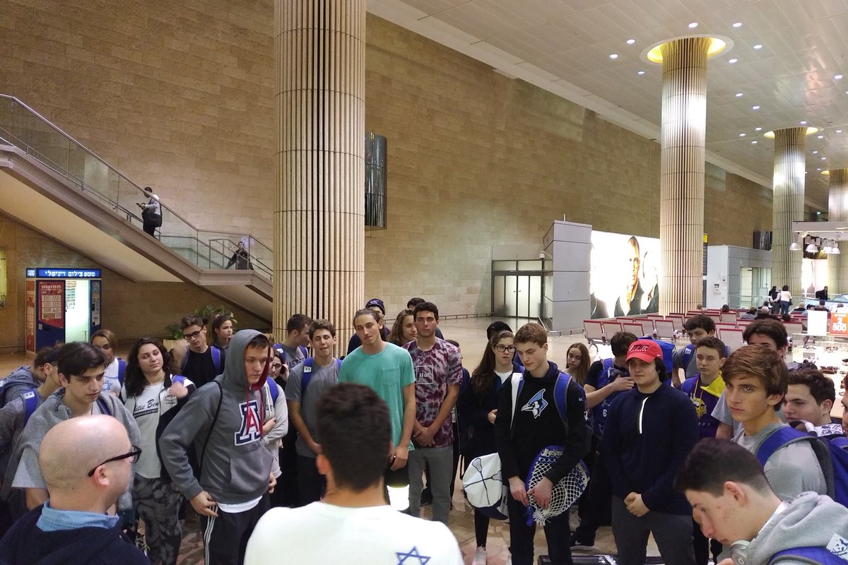 All Region Linebacker @willofferman spending his winter break in Israel teaching young athletes lacrosse. Way to represent <a href="/SabinoFootball1/">Sabino Football</a> Will!