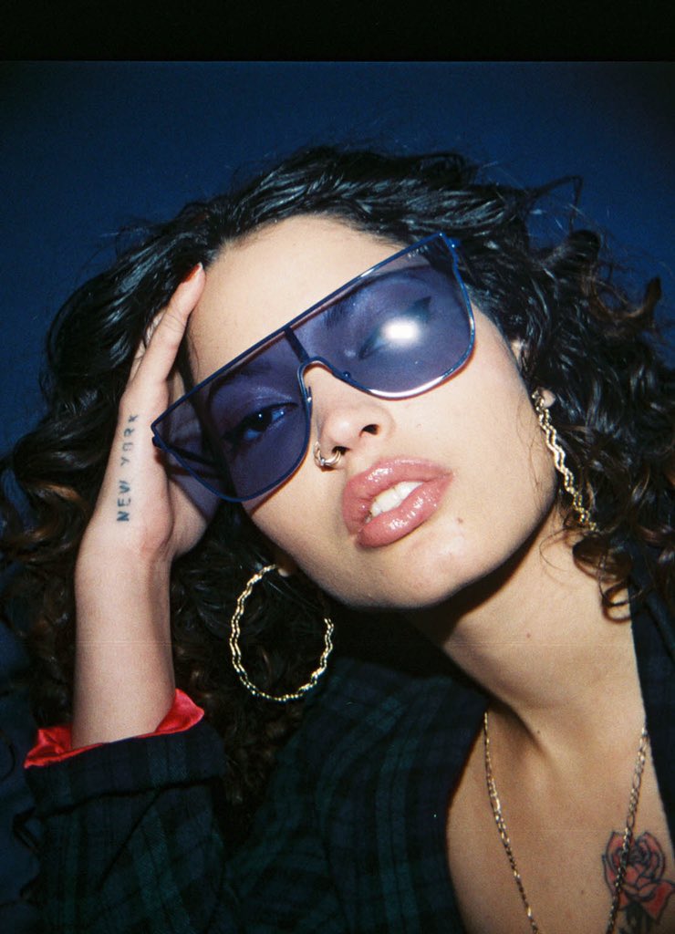 MaxineAshley's tweet photo. Check out my interview for @NylonMag 🔥 https://t.co/M8orWp7AAC
