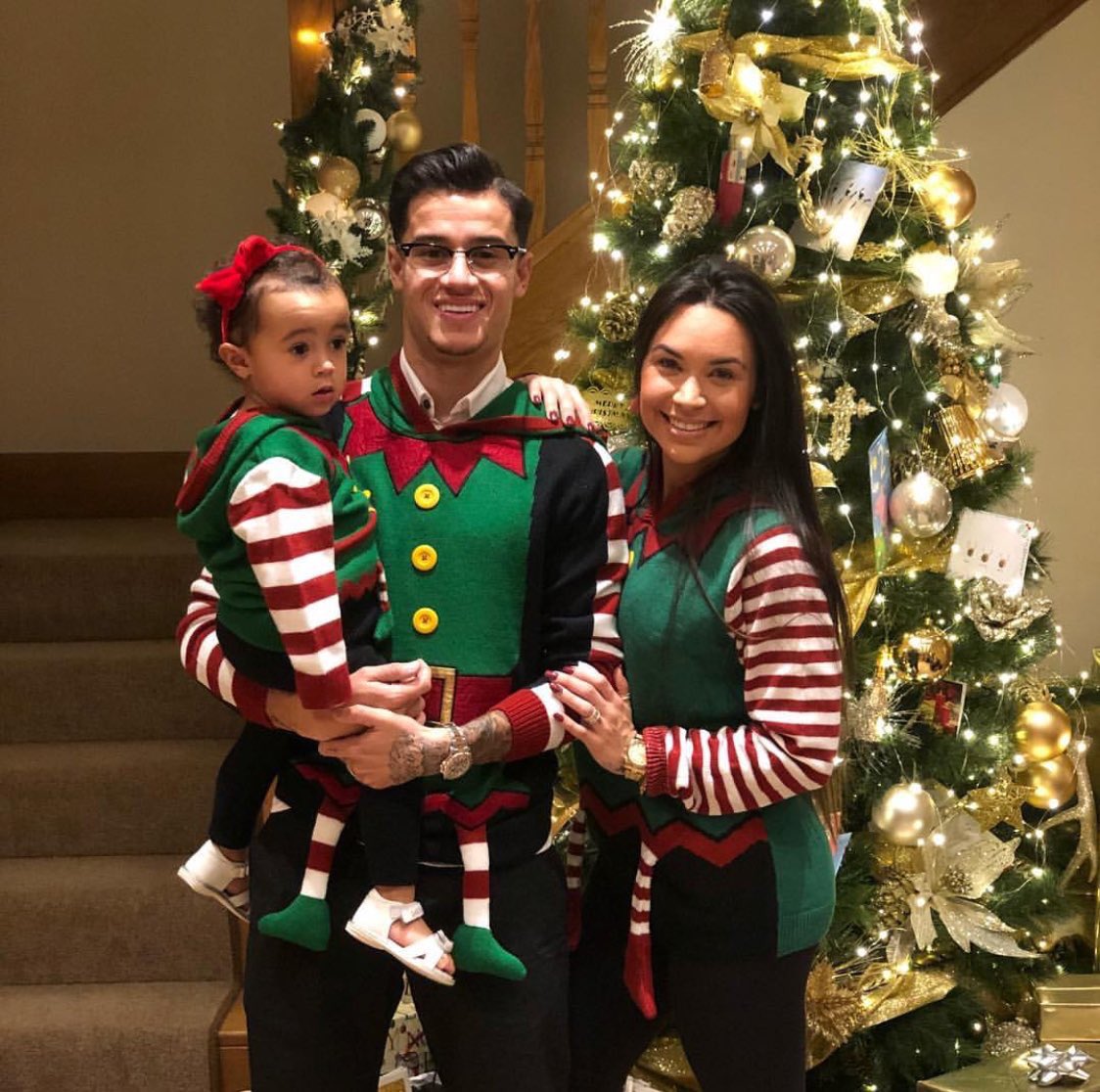 MundoFutboolero's tweet photo. Día distinto, día para gozar y pasar un buen rato con la familia. #FelizNavidad https://t.co/gVhmez21gF