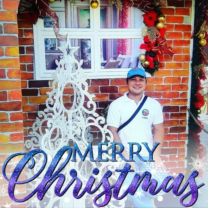 derickpenol1978's tweet photo. Merry CHRISTmas Everyone!!! https://t.co/PsJe3SBtyo