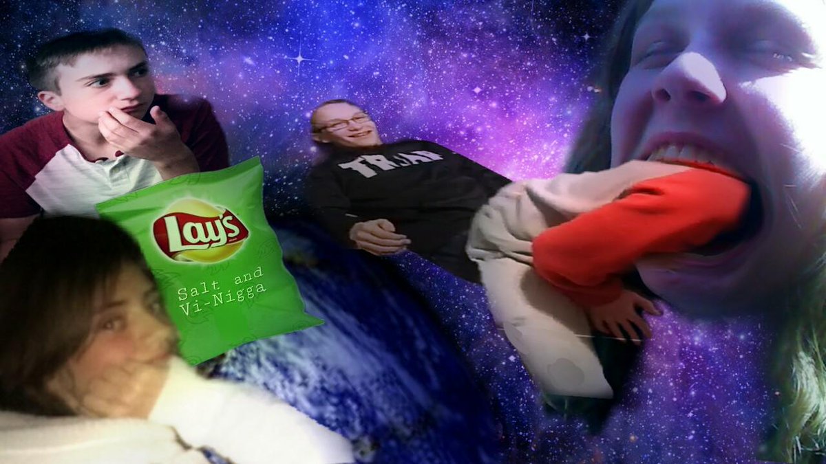 mchn_chrs's tweet image. Should I make this my twitter photo or background for awhile? 🤔