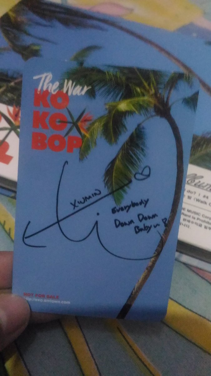 PoppySarii's tweet photo. Please RT..
WTS/WTT
*Sell:
- Photocard Official Xiumin Album The War B Version.
-Poster Xiumin The War Album

*Trade:
Want: Sehun Photocard (album apa aja)

Free ongkir>Shopee.

@INAKpopTrade @EXOTradingINA @KpopSellingINA @KpopTradingINA @Kpop_TradePc @EXOtrading @Kpop__Trading https://t.co/VKCXFvI5OR