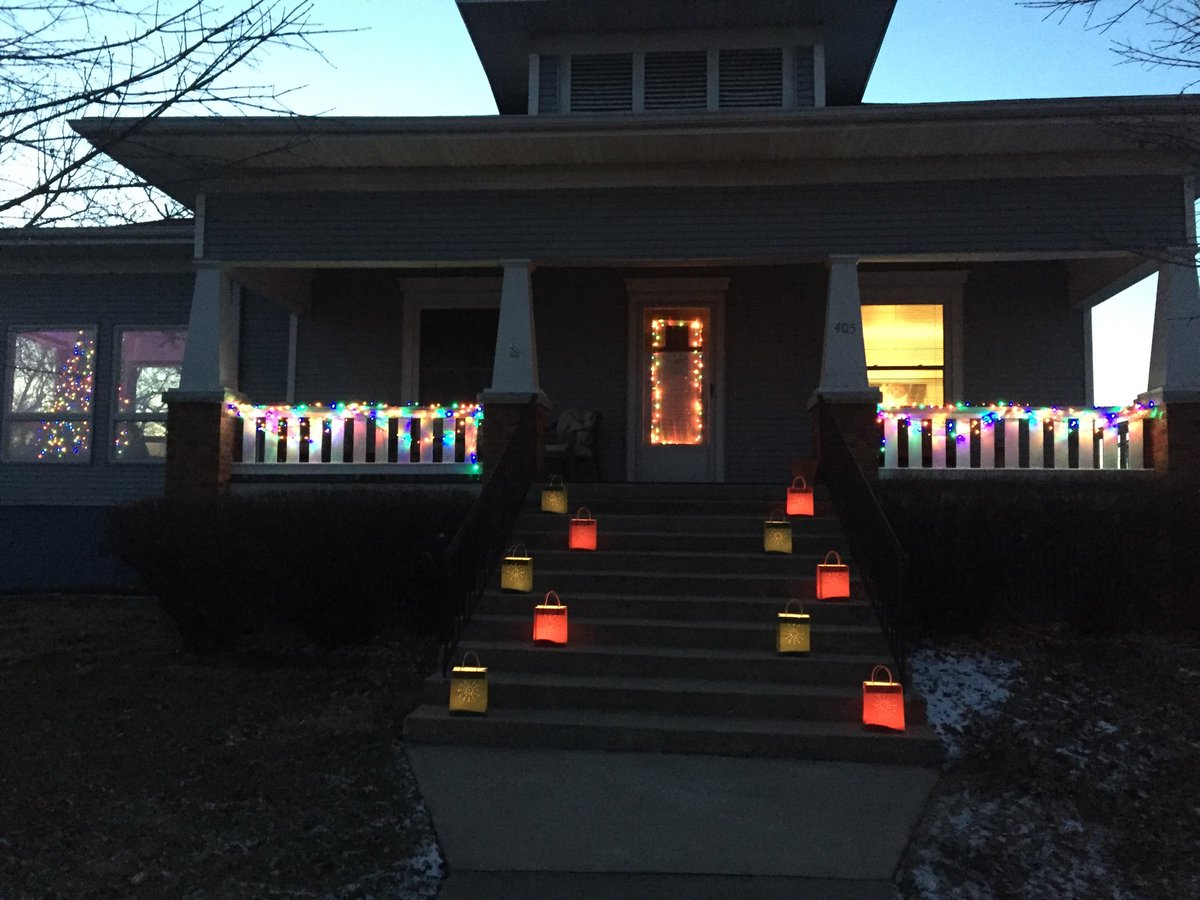 REMaggard's tweet photo. Happy Christmas Eve, and a Merry Christmas from @KimChismJasper and me. “The light shines in the darkness . . . “ Everything else will be okay. “Do not be afraid . . .” There is nothing left to fear. “I bring you good news of great joy for all people . . .” All means all, y’all. https://t.co/xMaYb0127k