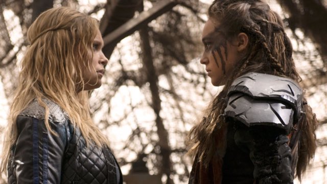 tvshowXpolls's tweet photo. Winner: Clexa and Stelena 🎉 https://t.co/X5H6XwxGLV