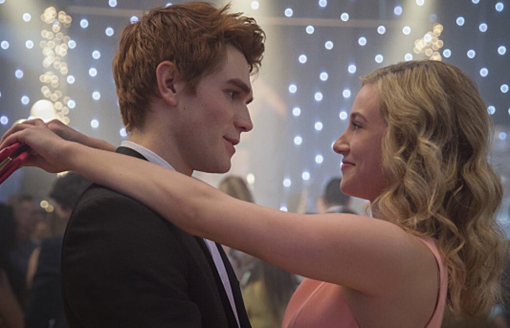 tvshowXpolls's tweet photo. Winner: Barchie 🎉 https://t.co/nD026jFBT2