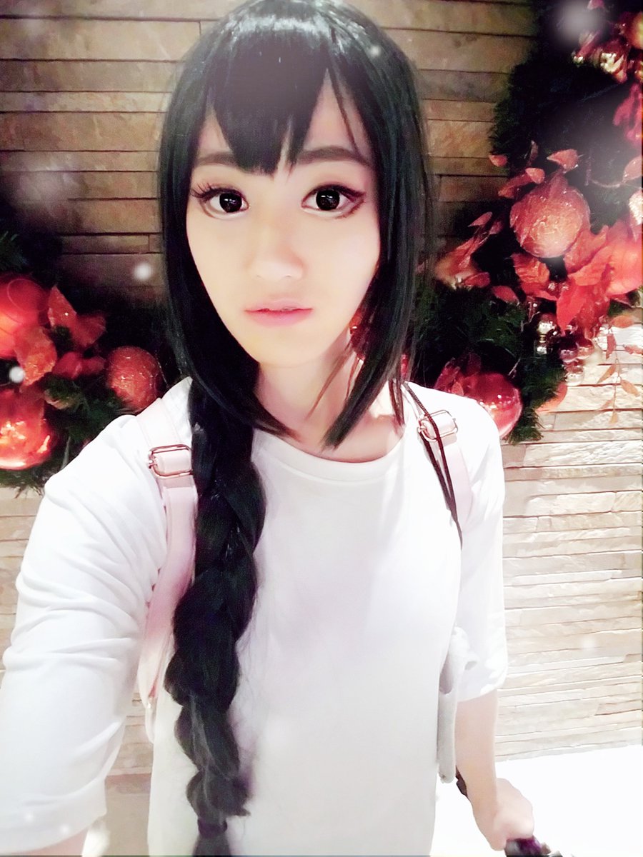 hanyuleum's tweet photo. Hoppy Christmas Eve ribbit! If you don't celebrate Christmas then Hoppy Holidays ribbit~
πΈππππI don't have my holiday pictures back yet, here's Tsuyu in front of a wreath!
#conaltdelete #conaltdelete2017 #cosplay #tsuyuasui #myheroacademia https://t.co/Wi6Vgqt3bH