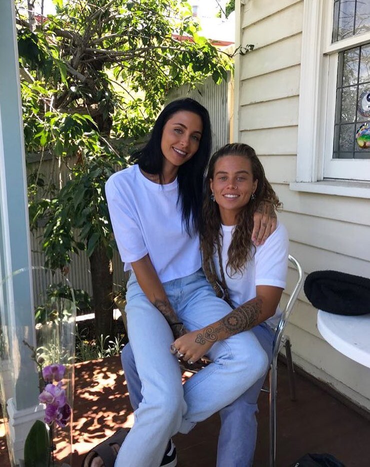 Tash Sultana Partner / I love Tash Sultana / Admin@lemontreemusic.com.au tash sultana is a young