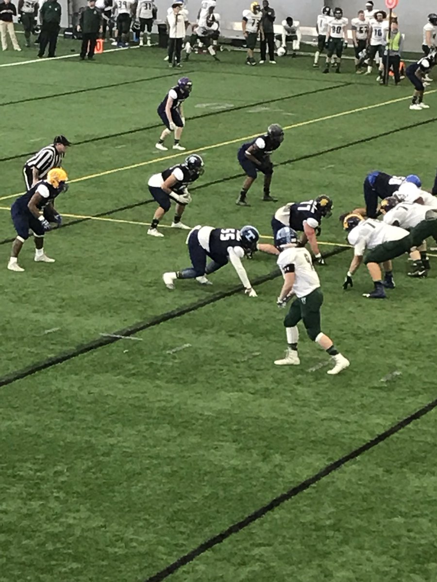 TrumanFootball's tweet photo. Some more pics from the game https://t.co/ixduzbKnvG