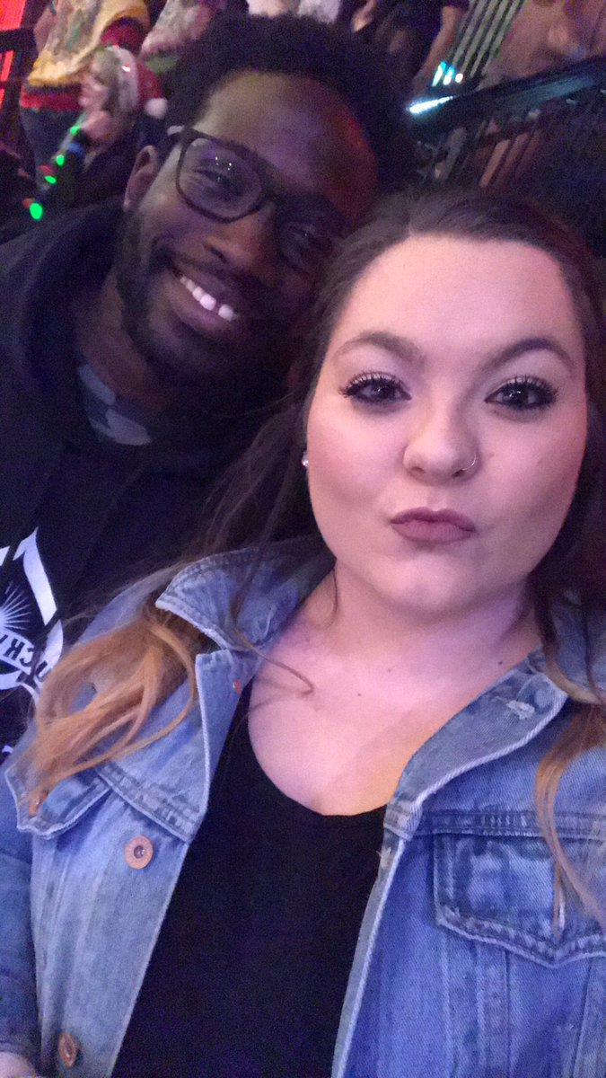 aubhoney's tweet photo. I love you 😘 @Jamrockk10 https://t.co/WIHrCEkrXf