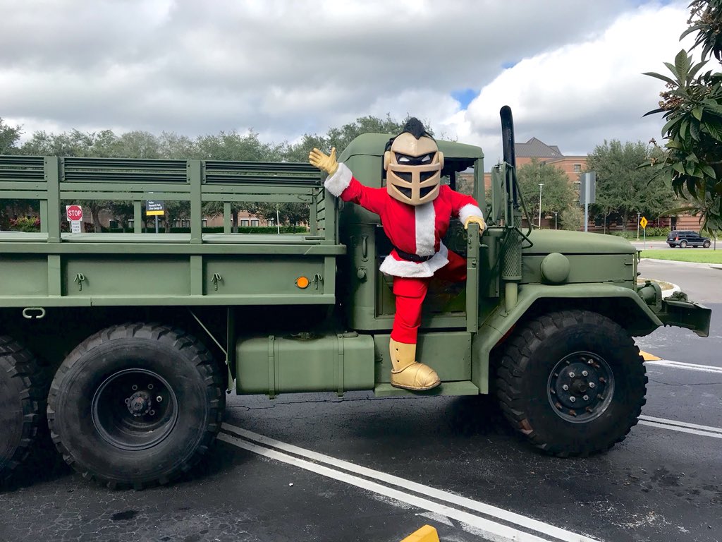Knightro tweet media