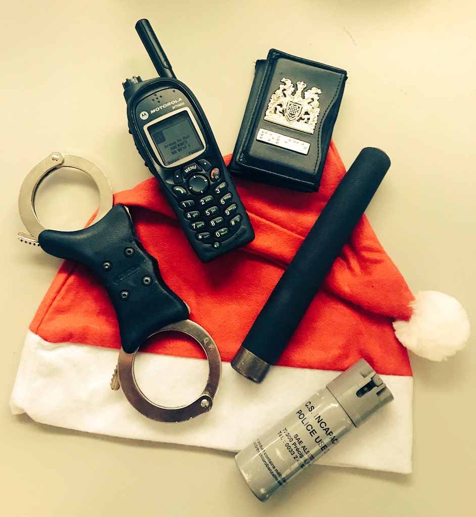 MPSHackney's tweet image. Merry Christmas from #GDTeamC &amp;amp; all @MPSHackney - just finishing a busy Christmas Eve night shift keeping things peaceful in Hackney