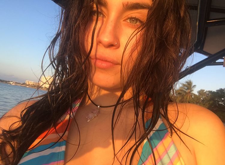 Only in Miami can you spend Christmas eve tanning. Lmao.