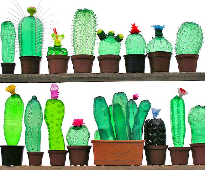 64M_Artists's tweet photo. It's Monday #ChallengeHull... At this time of year there can be a few empty bottles kicking around, this week the Friendship Sudanese Association wants you to think about the endless possibilities for recycling them - make them into a decoration, instrument or gift. https://t.co/yghodUIjqT