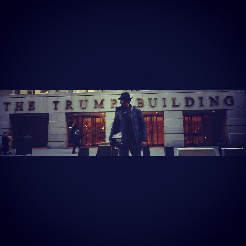 Saravanan_jiiva's tweet photo. The pic look like #Hollywood film😉 #TrumpBuilding @Actorjiiva #NewYorkDiaries😍🎉🎉 https://t.co/d6tVPTZN0J