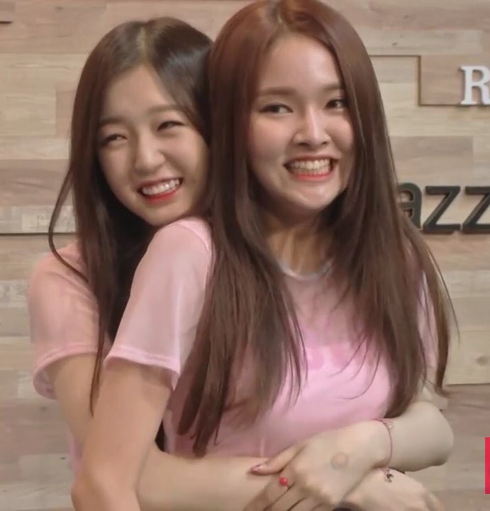 pop_archive's tweet photo. seol and yeonju https://t.co/5A5mIhvyky