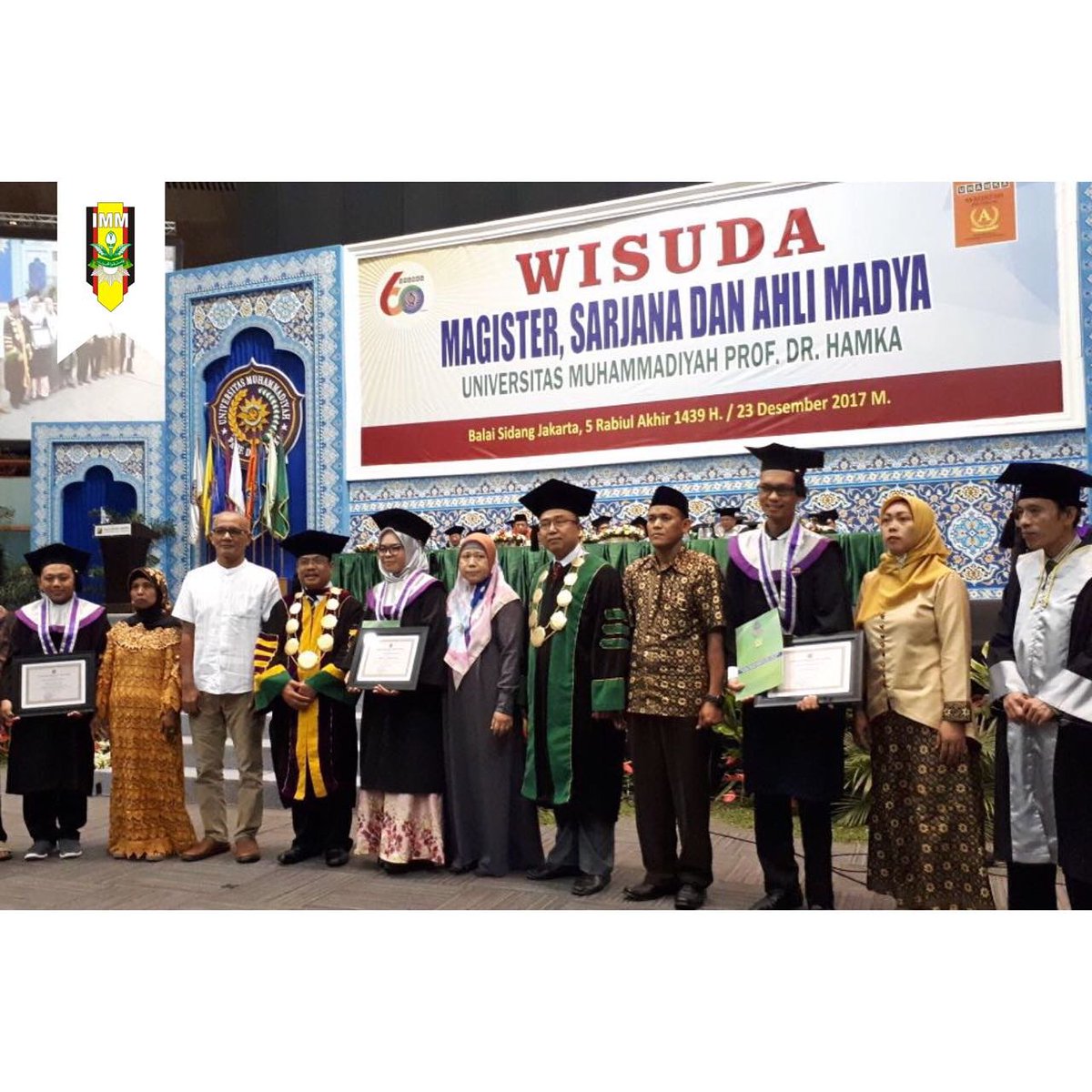 IMMfkipUhamka's tweet photo. Selamat kepada kakanda IMMawan dan IMMawati atas pencapaiannya sebagai berikut :
.
#IMM
#IMMJAYA
#PKIMMFKIPUHAMKA
#FastabiqulKhairat
#wisudawanmuda
#graduation https://t.co/dNedHzlq7Y