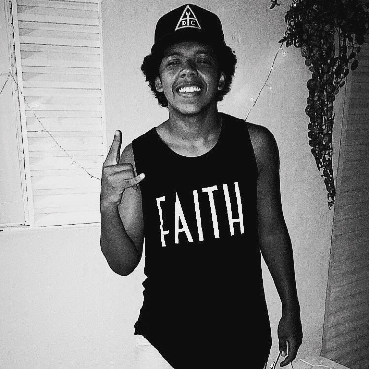 matheus_obinna's tweet photo. #NovaFotoDoPerfil https://t.co/BwU91tKK4G