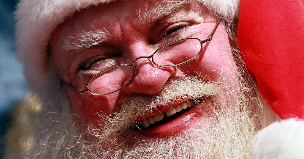 CBSNews's tweet image. Where's Santa on Christmas? You can ask Alexa cbsn.ws/2C1tq9y