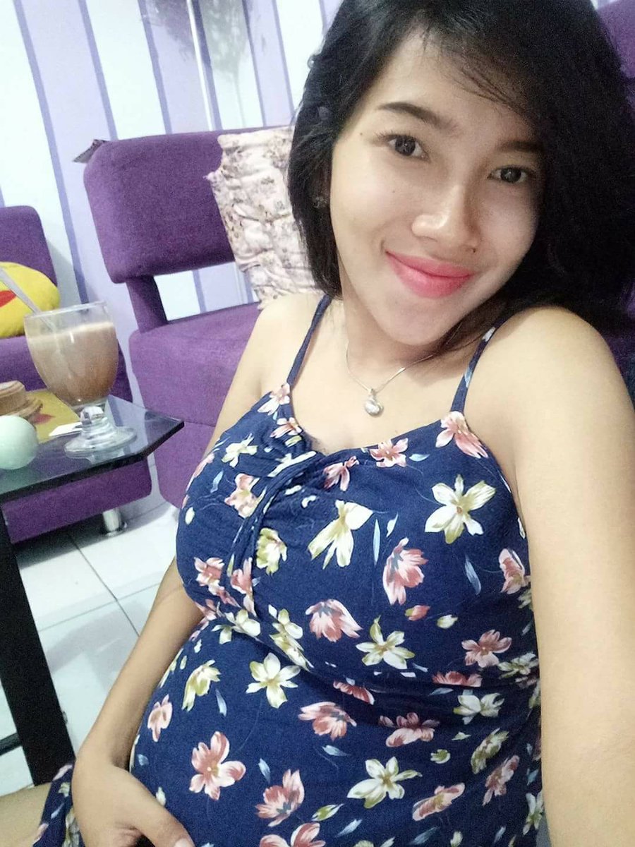 kevinhurricane's tweet photo. #bumil #bumilcantik #maternity #pregnancy 
Manissnya calonn mama 😍😍💕
#merrychristmas https://t.co/Tua8FyvOgh