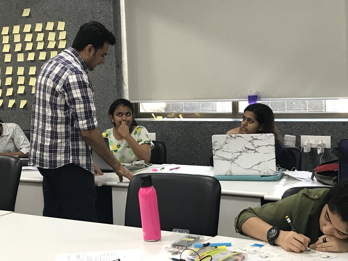 nmims_design's tweet image. 1/2 Students storytell by visually rich narrations

#nmimsdesign #designstorytelling #engagingdesign #creativedesign #visualnarrative #illustration #visuallyrichpicture