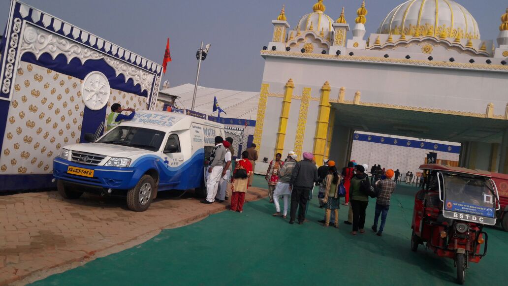 BiharPeyjal's tweet photo. Water ATM at bypass tent city #350prakashotsav @NRDWP_MDWS @paramiyer_ @NitishKumar @PMOIndia https://t.co/y1pT4FR1Uh