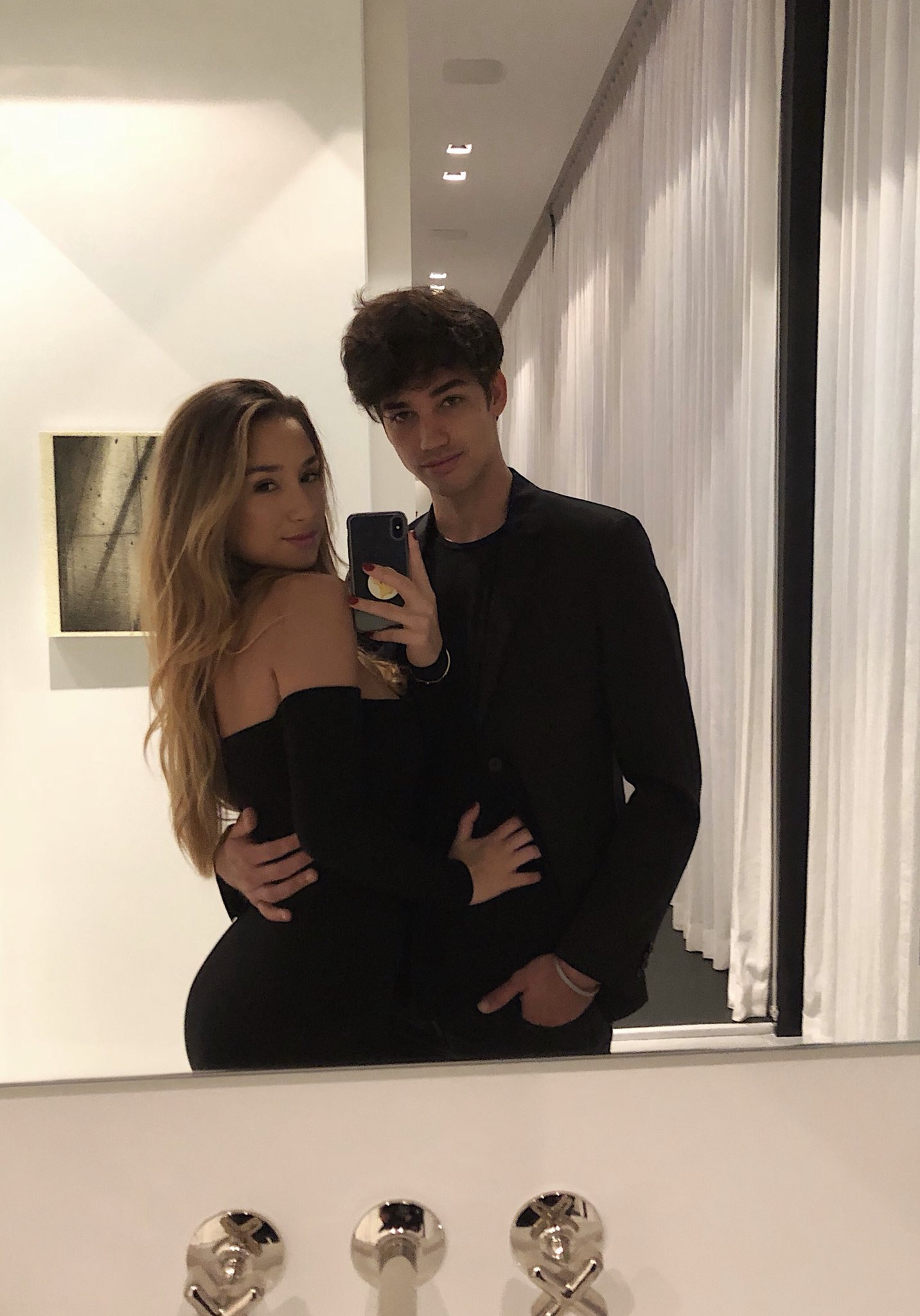 savannah montano on Twitter: "new year, same thang 🖤…