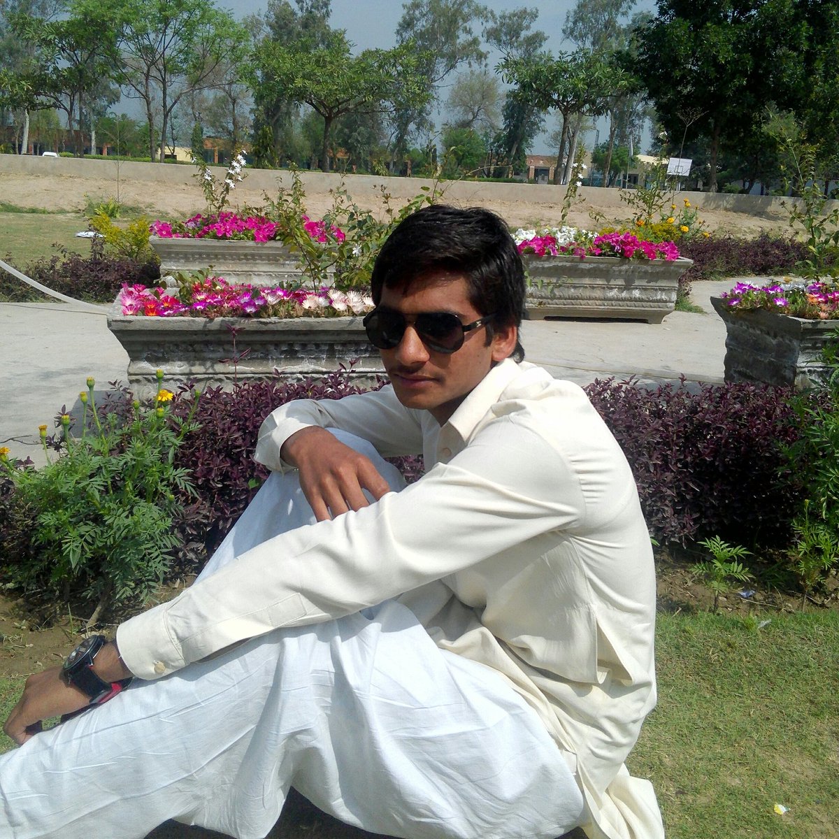 Muhammad8876165 tweet picture