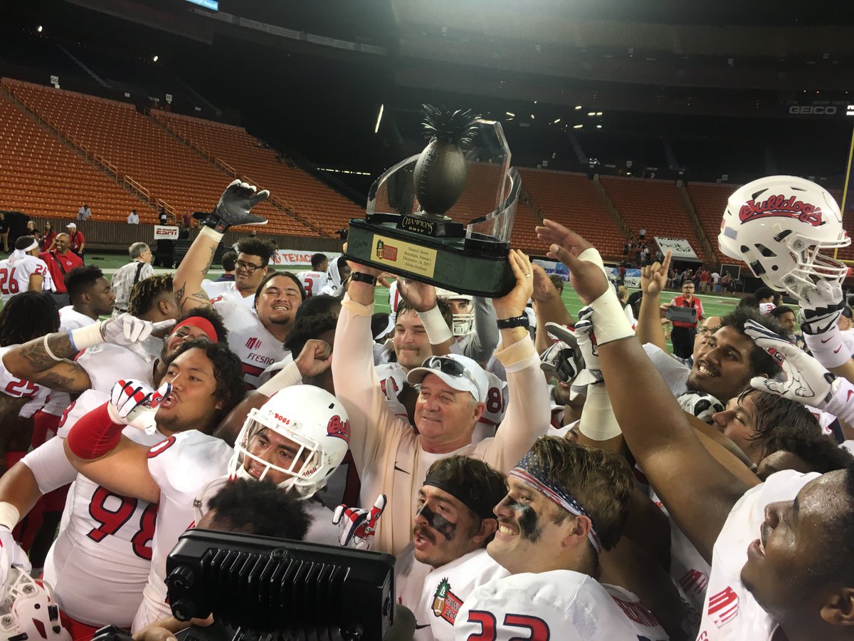 FresnoStateFB's tweet photo. And to all a good night! #Champs https://t.co/jAXGOGx3PC