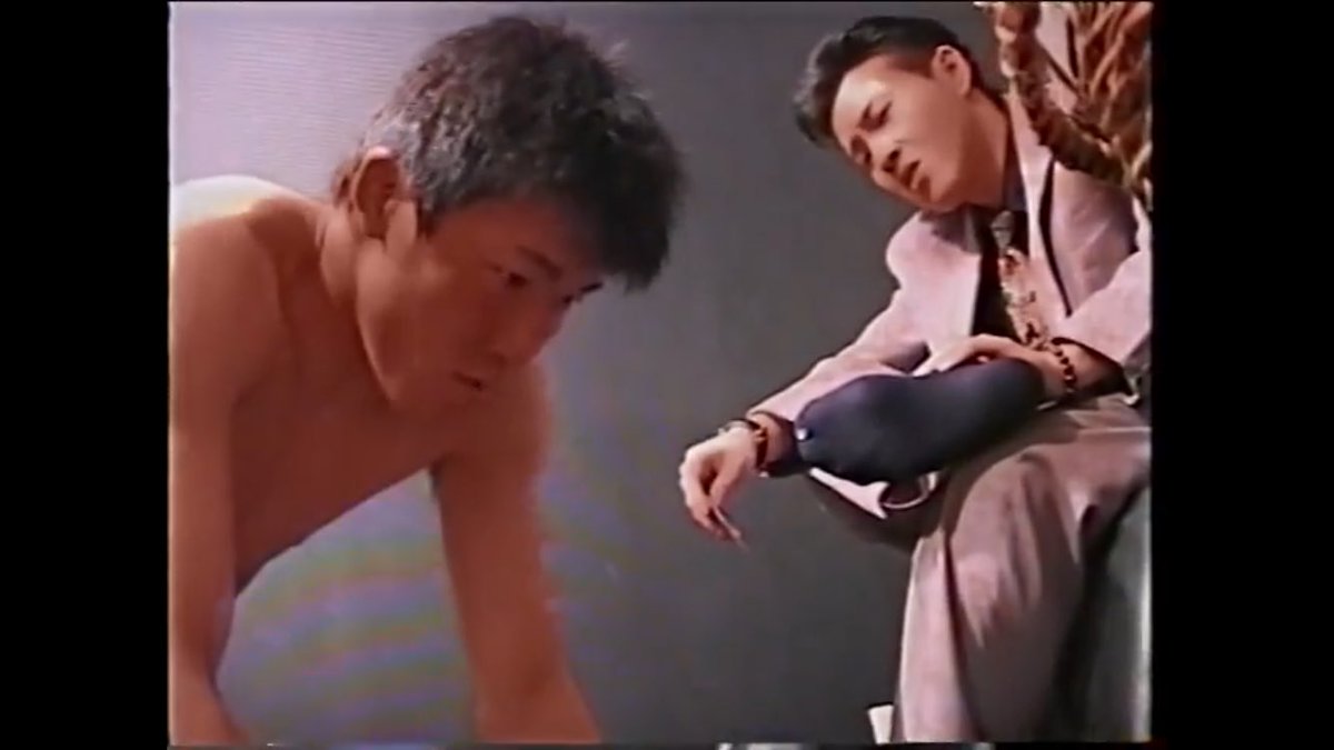 手を入れる専門家 Ah Twitter