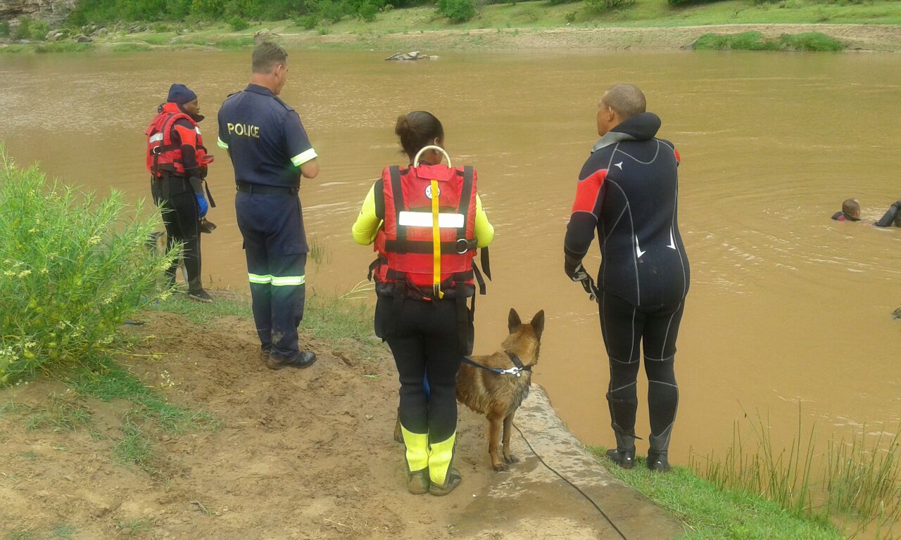 SA Police Service on Twitter: "#sapsEC #SAPS divers and ...