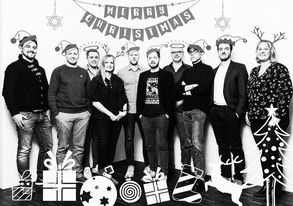 vrameConsult's tweet photo. merry christmas from team vrame! https://t.co/S2FLofGe4e