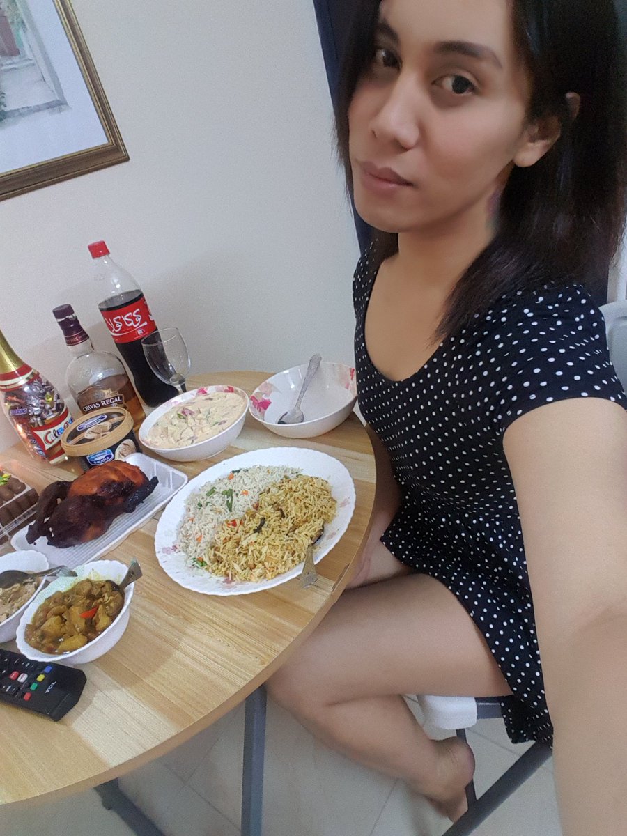 bpanganuron's tweet photo. Merry Christmas Everyone https://t.co/nT64YCIeVu