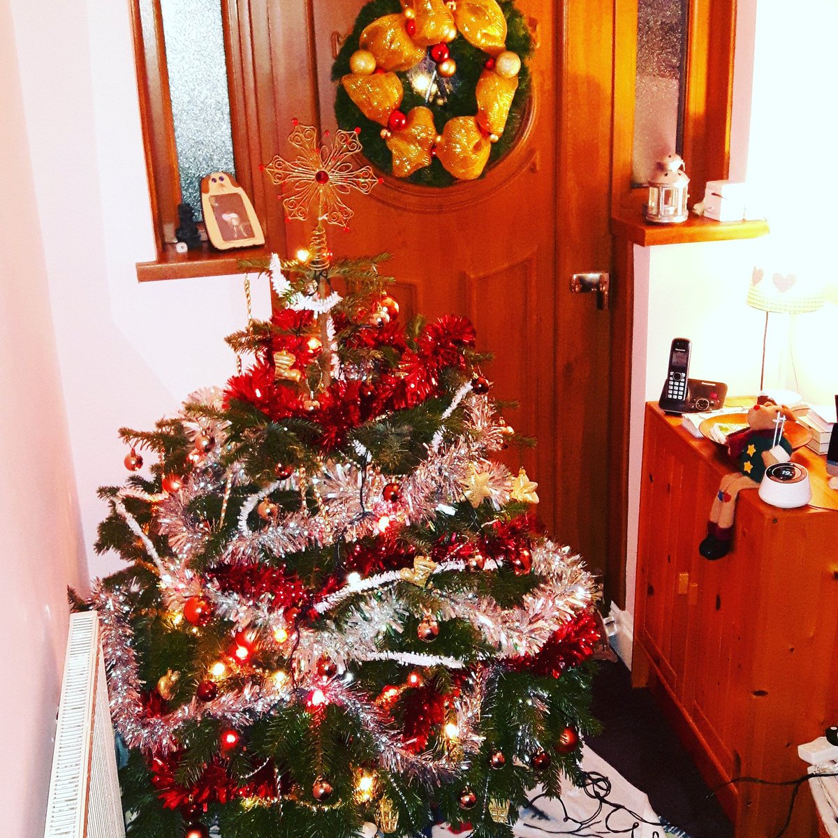 NBlesic's tweet photo. Merry Christmas everyone x x https://t.co/POp6rG82Sn