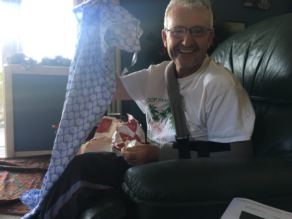 JustJaneNZ's tweet photo. Bryan was delighted with the lovely nighty my mother gave him #wronglabel https://t.co/78Any0eiH3