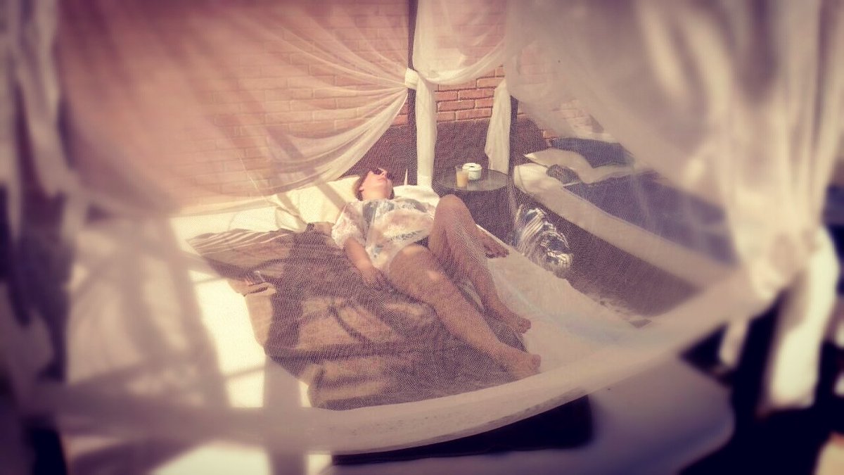 MissCatdeluxe's tweet photo. Guten Morgen ihr #loser. Ich suche neue #zahlfotzen die mir #Geschenke und meinen nächten Urlaub finanzieren. Melde dich bei deiner neuen #Geldherrin und werde mein #Geldsklave damit ich dich #melken kann du #Versager!
#paypig #findom #Herrin #Monedom #Luxus https://t.co/bm8jlvM8dx