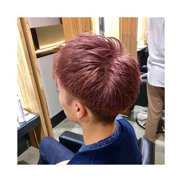AlamodeCentre's tweet photo. メンズカラー✂️.
stylist 津野 正也.
#美容室 #アラモード #サントル店 #ダブルカラー #ブリーチ #ピンク #バイオレット #個性的 #奇抜 https://t.co/7GtaacHKrP