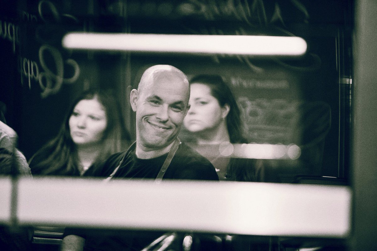 ronnieelgavish's tweet photo. A moment to capture: A coffee art workshop ☕️last week in #Telaviv. Beautiful event made by true talents, where other but #nespresso @nespresso.il #ליצוראומנות #Creatista https://t.co/Y9NJI7GItY
