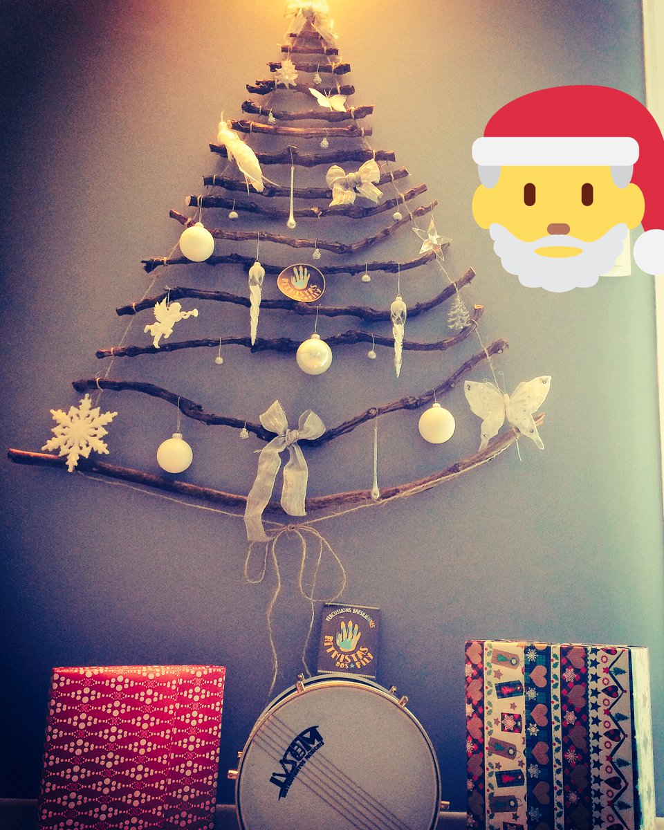 La famille Ritmistas Dos Pily vous souhaite un Joyeux Noël à tous! 🎄🎅🎁🥁
Feliz Natal a todos 🥁🇧🇷🎉
#ritmistasdospily #joyeuxnoel #feliznatal