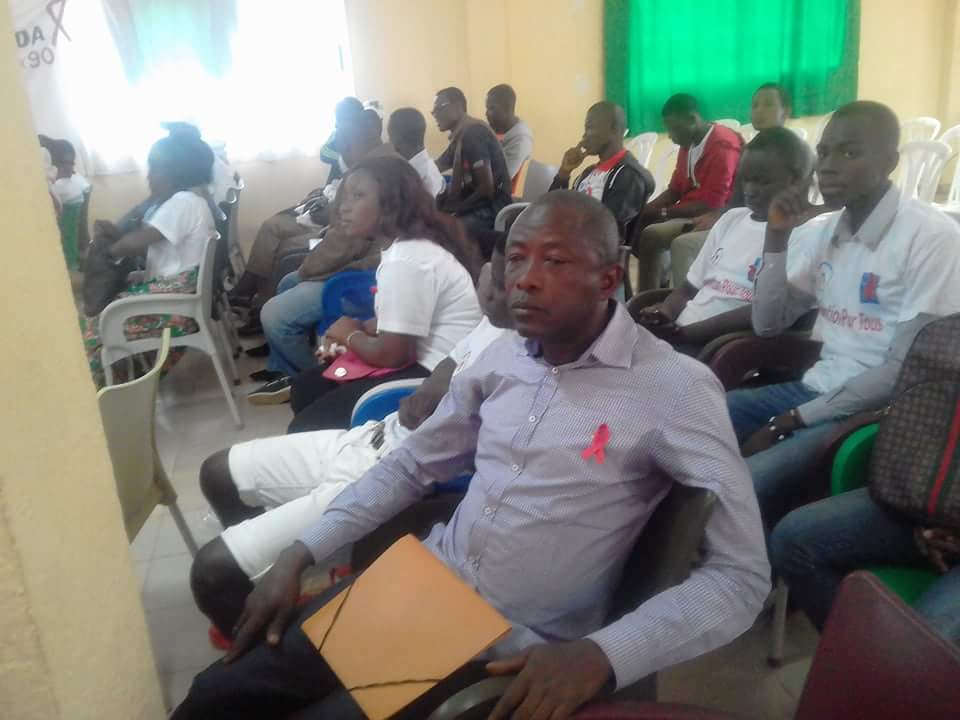 SecoursSocial's tweet photo. La fin de l’épidémie de sida, dépendra largement de l’application du droit à la santé. Secours Social, laccès aux soins des populations clés: notre priorité. #VoiceUpCI @radiomediaplus @mediala @alternative_ci @EndaSante @voice225 https://t.co/NG5FsOYRxh
