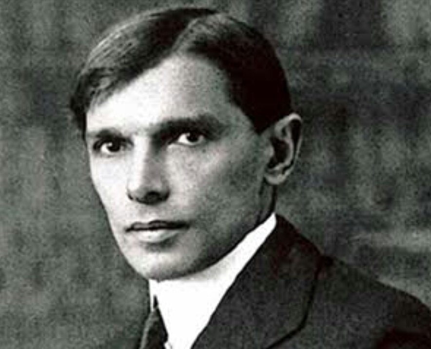 ArsheeaT's tweet photo. Happy birthday to the most handsome leader of all time 😍
#QuaidEAzam https://t.co/kBu1MxsOAu