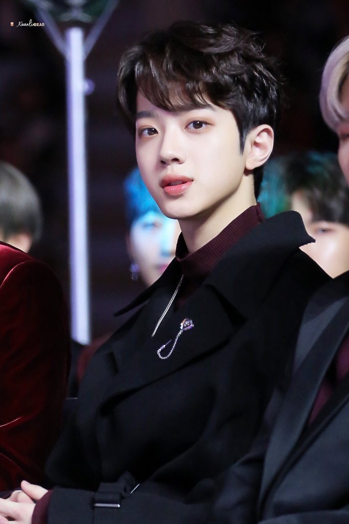 realdefnik's tweet photo. what have you done to my son Guanlin https://t.co/sHnTrKHHkZ